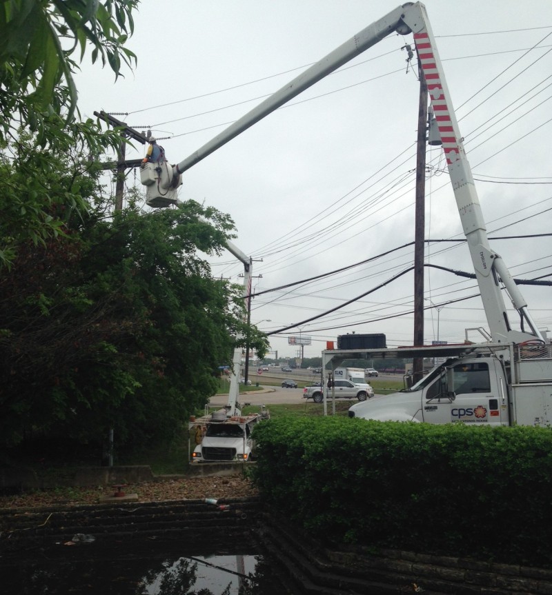 (Image) crews outages