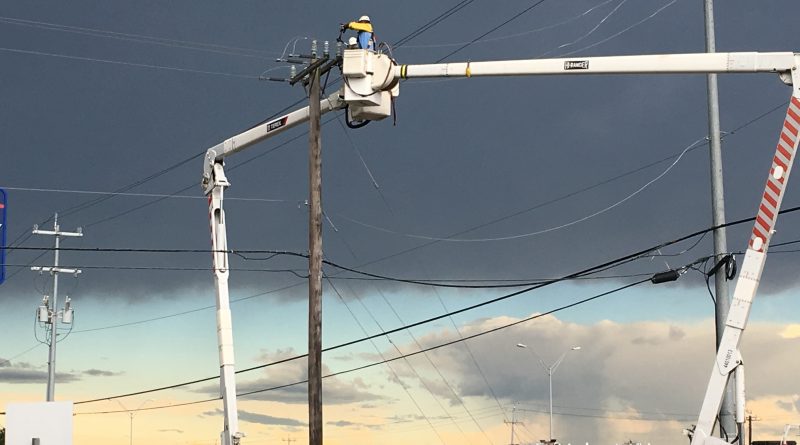 CPS Energy Crew working on storm restoration