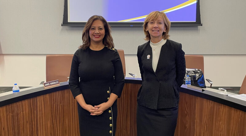 A photo of CPS Energy Board of Trustees Chair Janie Gonzalez and Vice Chair Dr. Romero