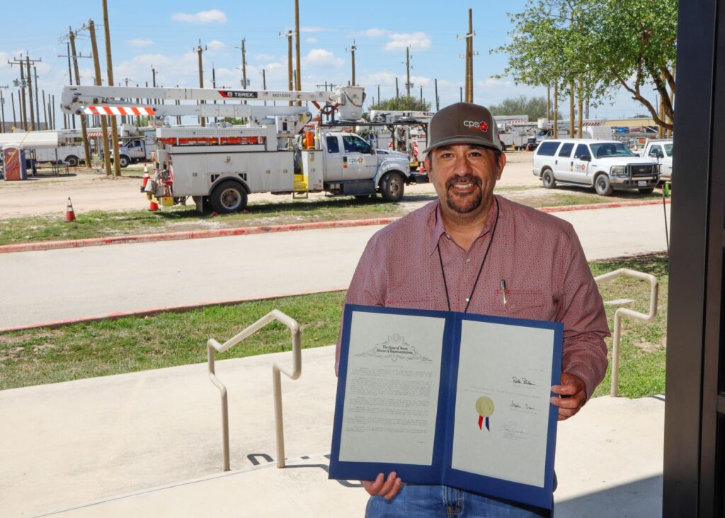 A photo of Sammy Perez, a CPS Energy Volunteer